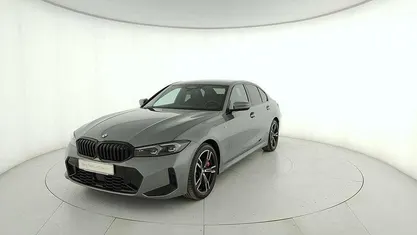Usata BMW 320 M Sport 190 CV (139 kW) 2025 Grigio Berlina