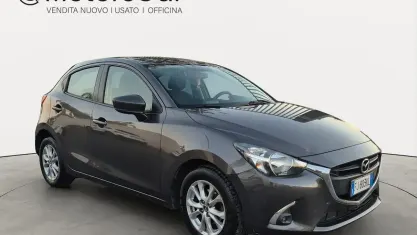 Usata Mazda 2 Evolve 75 CV (55 kW) 2017 Grigio Berlina