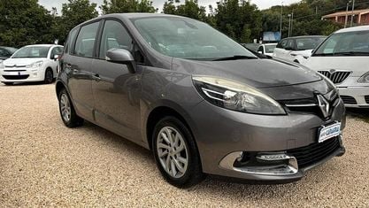 Usata Renault Scénic III 110 CV (80 kW) 2013 Grigio Monovolume