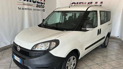 Usata Fiat Doblò Easy 90 CV (66 kW) 2021 Bianco pastello Monovolume