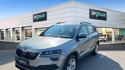 Argento Usata 2019 Skoda Karoq Executive SUV | 18.800 € (Buon prezzo)