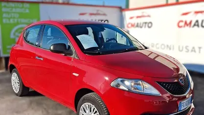 Rosso Usata 2017 Lancia Ypsilon Due volumi | 7500 € (Buon prezzo)