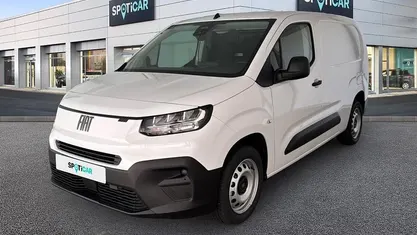 Usata Fiat Doblò 131 CV (96 kW) 2026 Monovolume