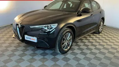 Usata Alfa Romeo Stelvio Business 190 CV (139 kW) 2021 Nero SUV
