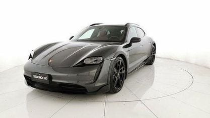 Usata Porsche Taycan Cross Turismo 280 kW (381 CV) 2023 Nero Station wagon