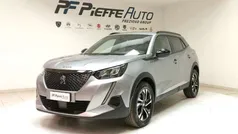 Grigio artense Usata 2023 Peugeot 2008 Allure SUV | 19.700 € (Buon prezzo)