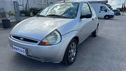 Usata Ford Ka 60 CV (44 kW) 2001 Grigio Utilitaria