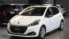 Bianco Usata 2019 Peugeot 208 Business-Line Due volumi | 11.900 € (Buon prezzo)