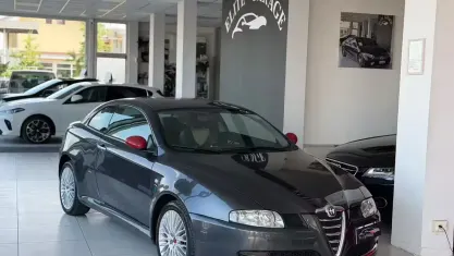 Usata Alfa Romeo GT Distinctive 150 CV (110 kW) 2007 Grigio Coupé