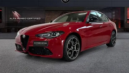 Rosso Usata 2024 Alfa Romeo Giulia Sprint Tre volumi | 35.450 € (Super prezzo)