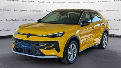 Nuova VW T-Roc Style 150 CV (110 kW) 2026 Canary yellow SUV