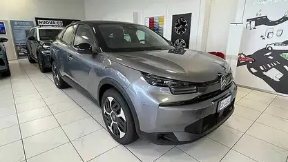 Usata 2025 Citroën C4 PureTech Tre volumi | 22.750 € (Buon prezzo)