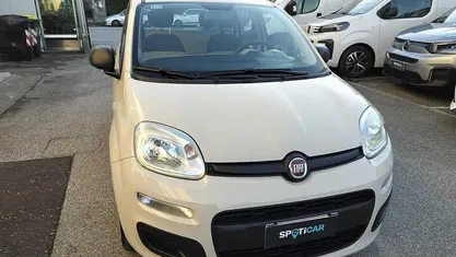 Usata Fiat Panda Easy 69 CV (50 kW) 2016 Beige Utilitaria
