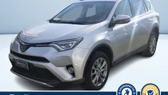 Usata 2016 Toyota RAV4 Hybrid Lounge SUV | 18.100 € (Buon prezzo)