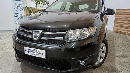 Nero Usata 2015 Dacia Sandero Lauréate Tre volumi | 5600 € (Buon prezzo)