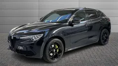 Nero Usata 2021 Alfa Romeo Stelvio Veloce SUV | 31.900 € (Buon prezzo)