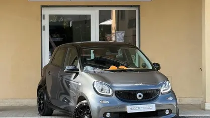 Grigio Usata 2015 Smart ForFour Due volumi | 10.770 € (Ottimo prezzo)