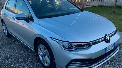 Usata VW Golf VII Style 116 CV (85 kW) 2021 Grigio Utilitaria