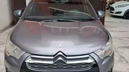 Usata Citroën DS4 Sport Chic 111 CV (81 kW) 2012 Grigio Utilitaria