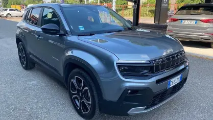 Usata Jeep Avenger Summit 101 CV (74 kW) 2025 Grigio SUV