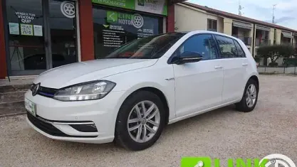 Usata VW Golf VIII 131 CV (96 kW) 2020 Grigio Berlina