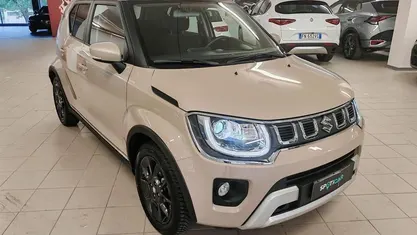 Beige Usata 2023 Suzuki Ignis Due volumi | 17.500 € (Buon prezzo)