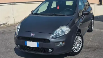 Usata Fiat Punto Street 77 CV (56 kW) 2018 Bluazzurro Utilitaria