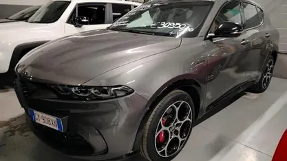 Usata Alfa Romeo Tonale Veloce 131 CV (96 kW) 2025 SUV