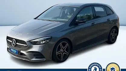 Usata Mercedes B180 Premium 116 CV (85 kW) 2019 Grigio metallizzato Monovolume