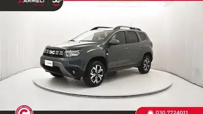Usata Dacia Duster Journey 101 CV (74 kW) 2023 Verde SUV