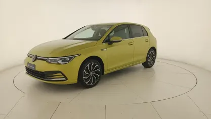 Begagnad VW Golf VIII Style 131 HK (96 kW) 2023 Grön Sedan