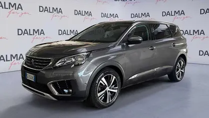 Grigio platinum Usata 2020 Peugeot 5008 Allure SUV | 19.990 € (Buon prezzo)