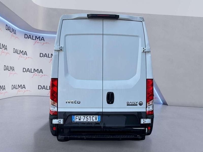 Usata Iveco Daily 136 CV (100 kW) 2019 Bianco Furgone