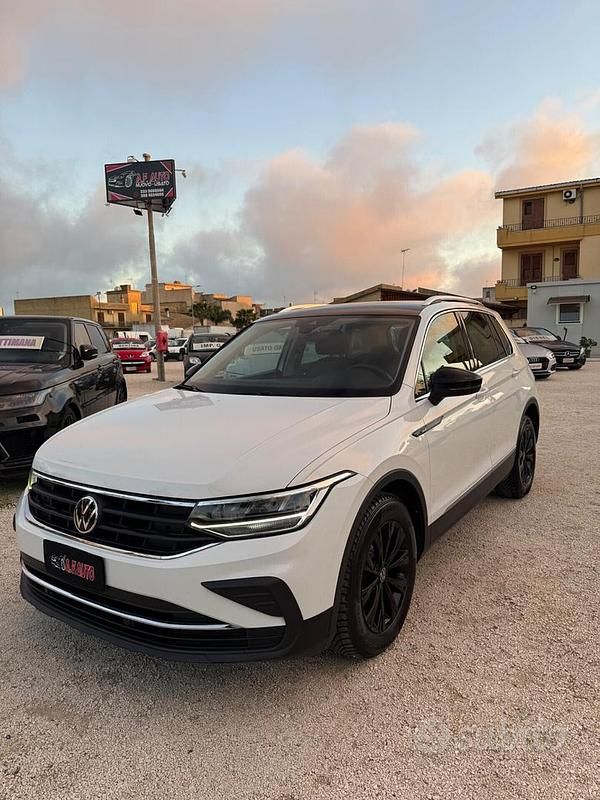 Usata VW Tiguan 150 CV (110 kW) 2021 Bianco SUV