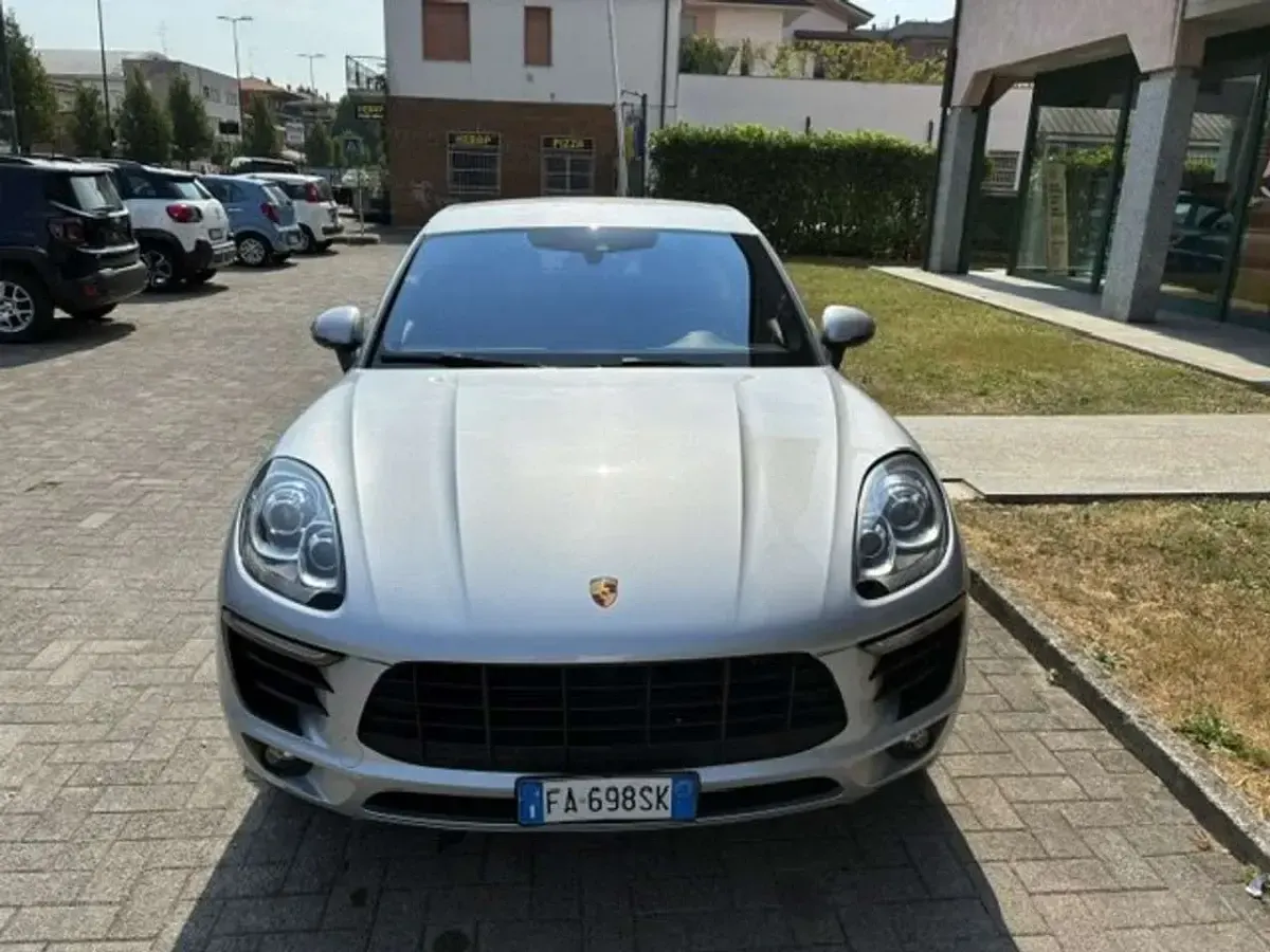 Usata Porsche Macan 250 CV (183 kW) 2015 Argento SUV