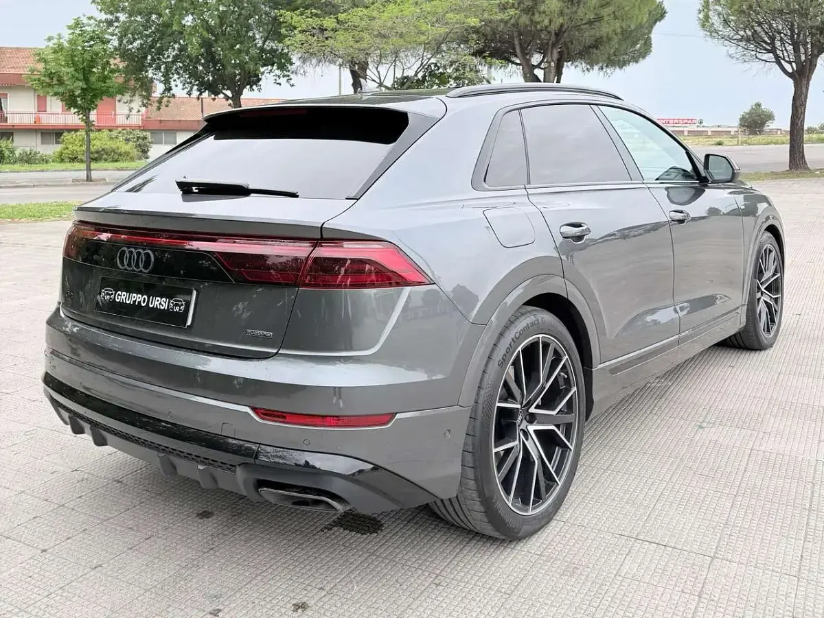 Usata Audi Q8 S-Line 286 CV (210 kW) 2025 Nero SUV