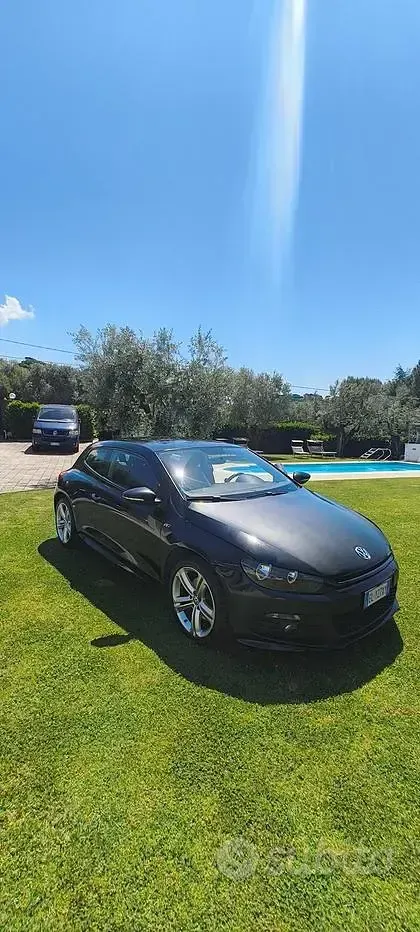 Usata VW Scirocco 160 CV (117 kW) 2012 Nero Coupé