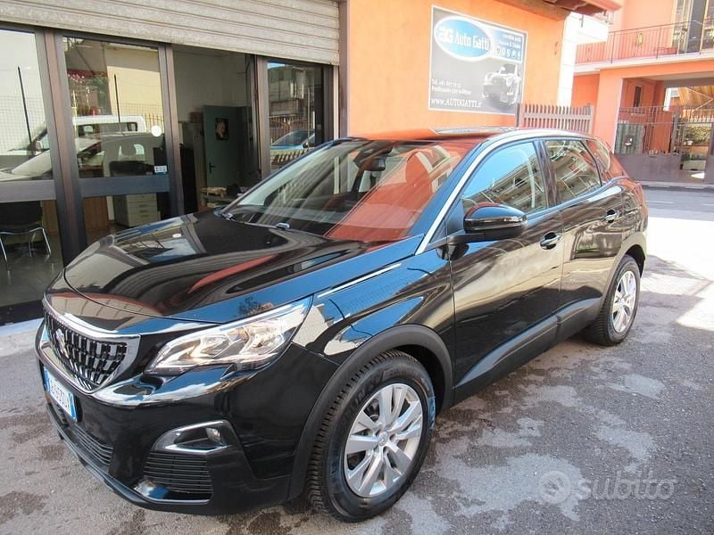 Usata Peugeot 3008 Business-Line 131 CV (96 kW) 2020 Nero SUV