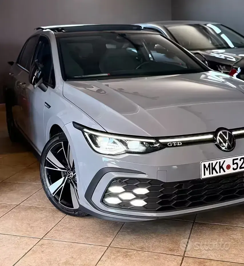 Usata VW Golf VIII GTI 200 CV (147 kW) 2022 Grigio Berlina