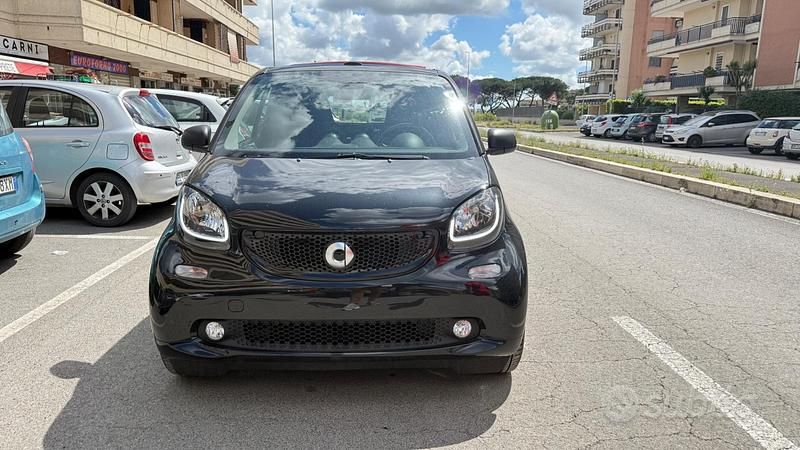 Usata Smart ForTwo Cabrio Passion 90 CV (66 kW) 2018 Nero Cabrio