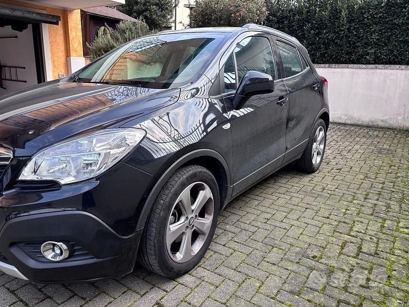 Usata Opel Mokka Cosmo 131 CV (96 kW) 2014 Nero SUV