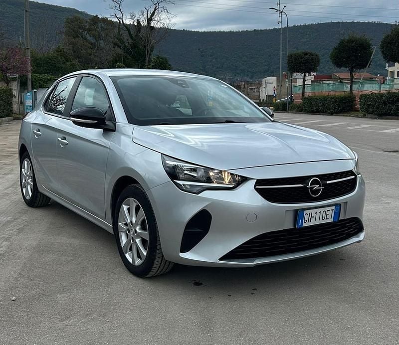 Usata Opel Corsa Elegance 74 CV (54 kW) 2023 Argento Utilitaria