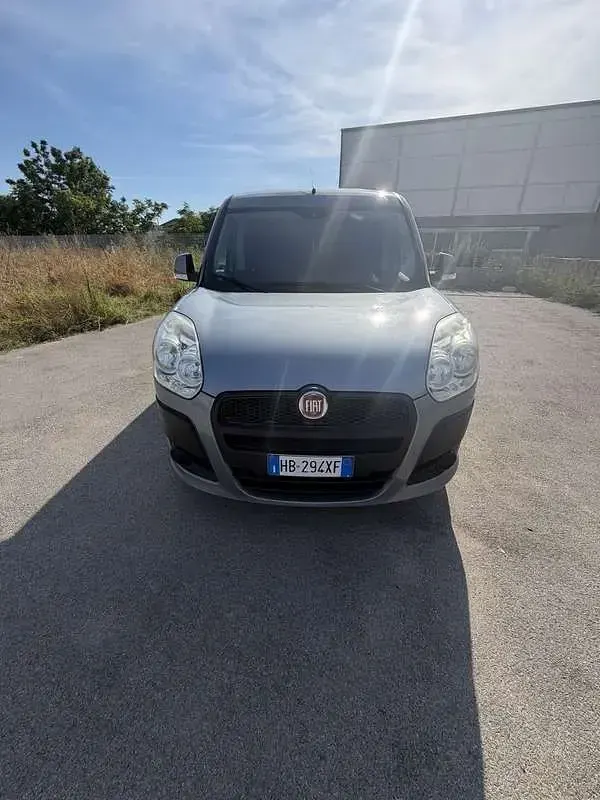 Usata Fiat Doblò Dynamic 105 CV (77 kW) 2010 Monovolume