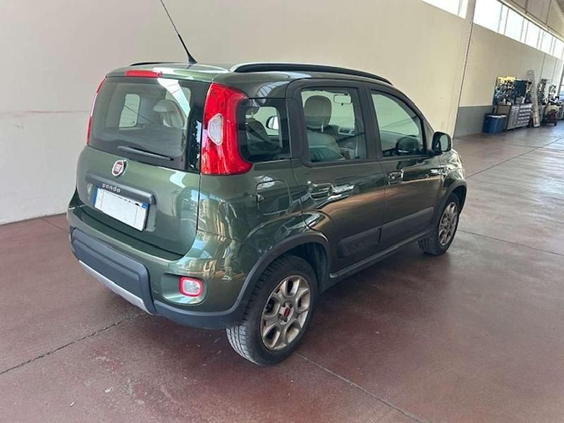 Usata Fiat Panda 4x4 86 CV (63 kW) 2013 Verde metallizzato Utilitaria