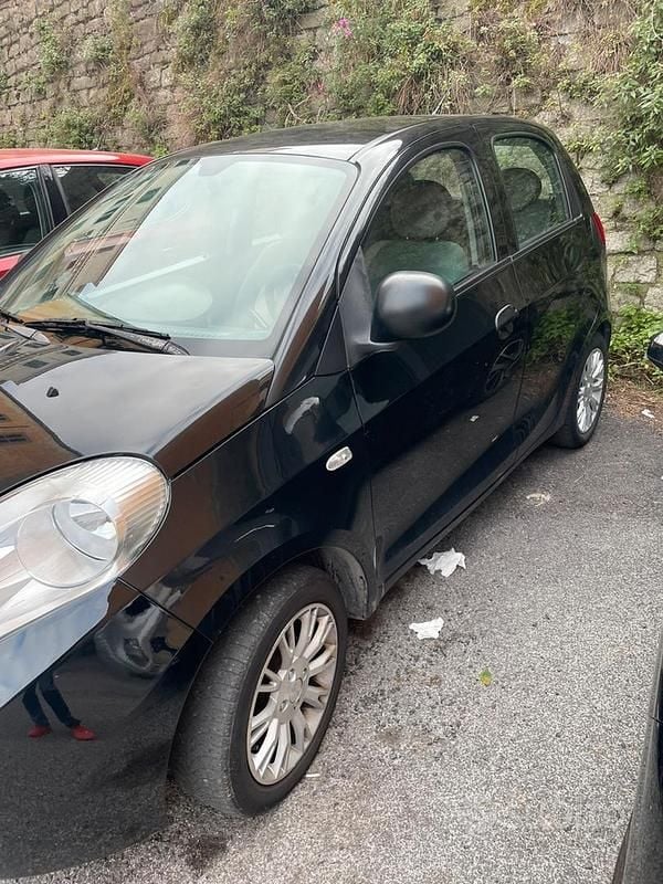 Usata DR DR1 83 CV (61 kW) 2011 Nero Utilitaria
