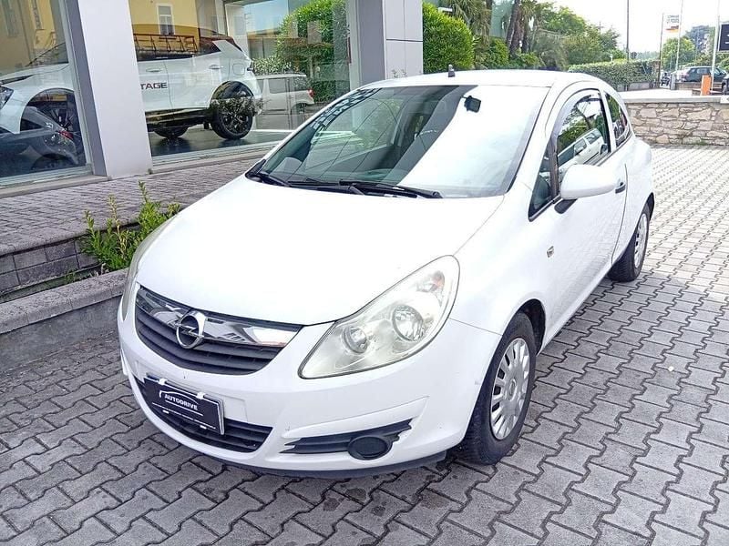 Brugt Opel Corsa 75 HK (55 kW) 2010 Hvid Van
