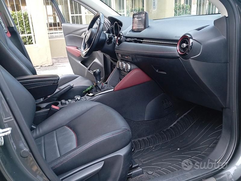 Usata Mazda CX-3 105 CV (77 kW) 2017 Grigio SUV