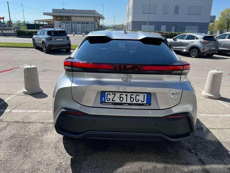 Usata Toyota C-HR Trend 98 CV (72 kW) 2025 Grigio chiaro met SUV