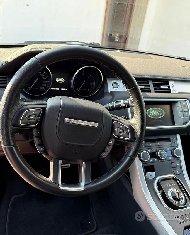 Usata Land Rover Range Rover evoque 190 CV (139 kW) 2013 Blu SUV