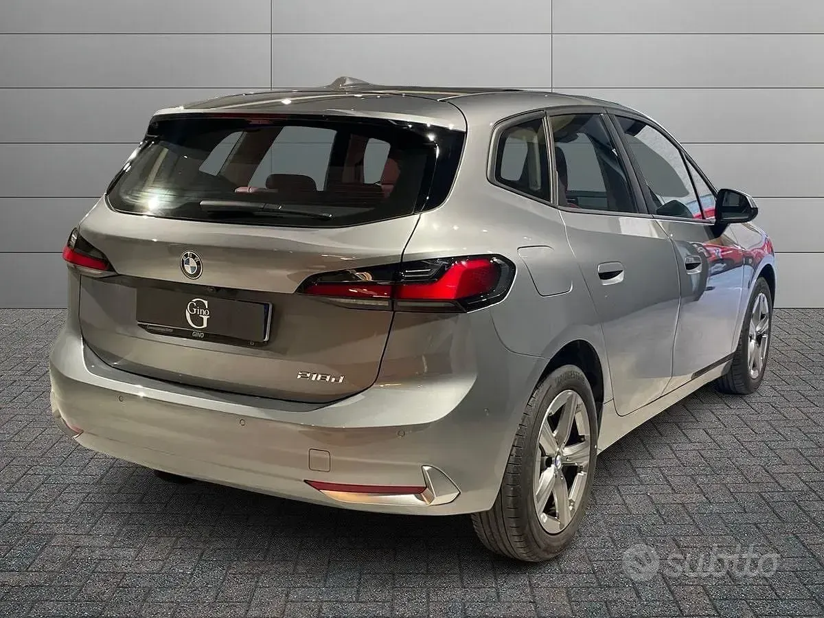 Usata BMW 218 Active Tourer Performance 150 CV (110 kW) 2022 Grigio Monovolume